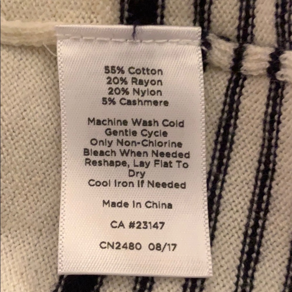 Cardigan - Picture 4 of 4